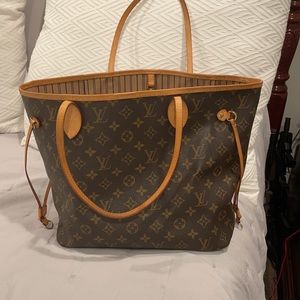 3 year old Louis Neverfull. Good Condition.